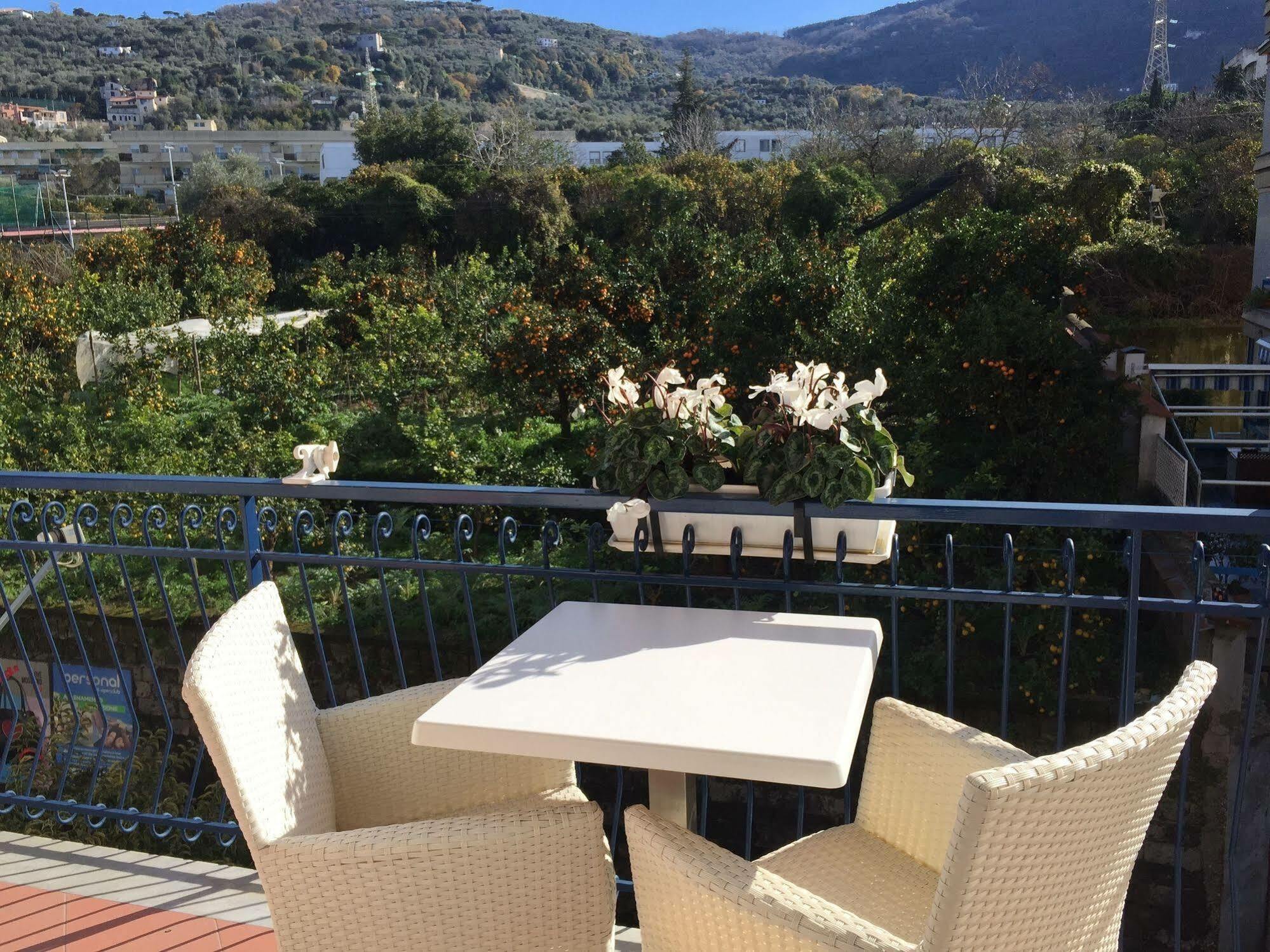 Bougainvillea Relais Сорренто Екстер'єр фото